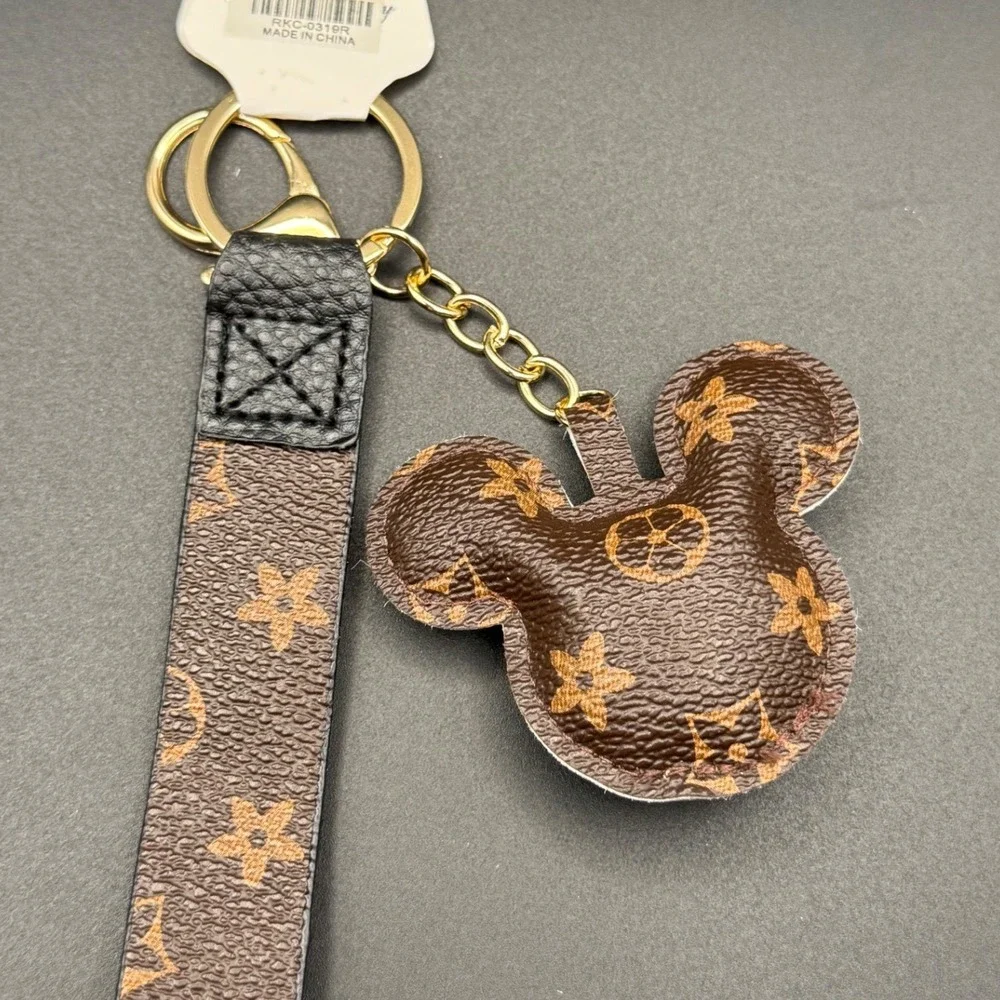 Brown Faux‎ Leather Wristlet Bag Charm